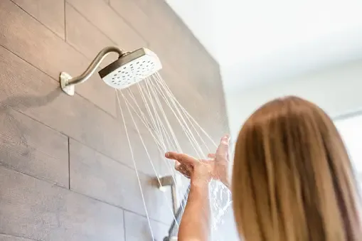 How water softeners stop uncontrollable itching after a shower
