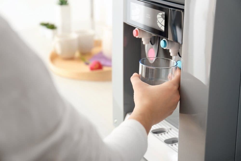 Cost and Environmental Savings: Switching to Bottleless Water Coolers
