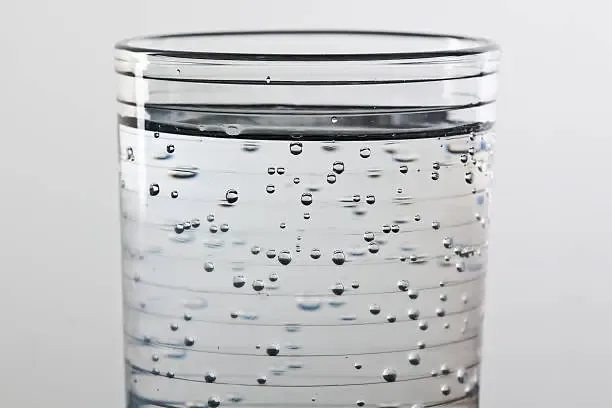 Does water have calories?
